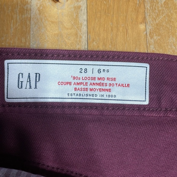 NWT women’s Gap 90’s loose mid rise jeans - Picture 7 of 13